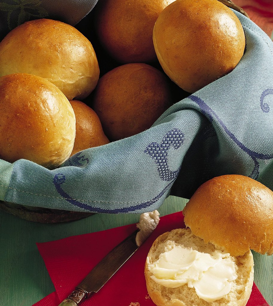 Bread Machine Dinner Rolls Recipe Ingredients 1 cup water… Flickr