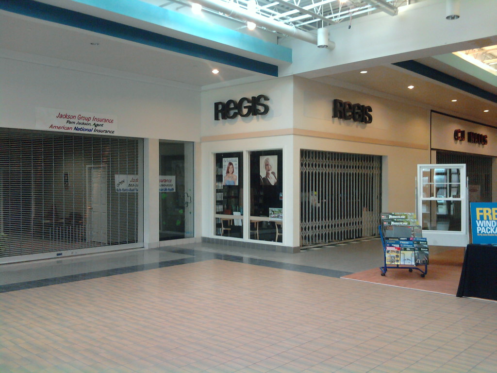 Muscatine Mall Muscatine, Iowa Regis An oddly renovate… Flickr