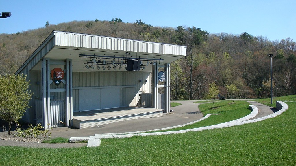 Blue Ridge Amphitheater Phone Number at Helen Carnahan blog