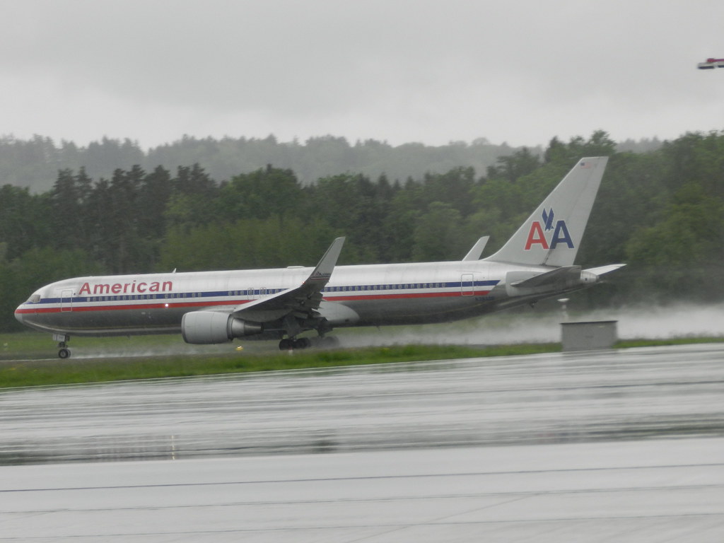 N39356 Boeing 767323 American Airlines Zurich Airport Graham