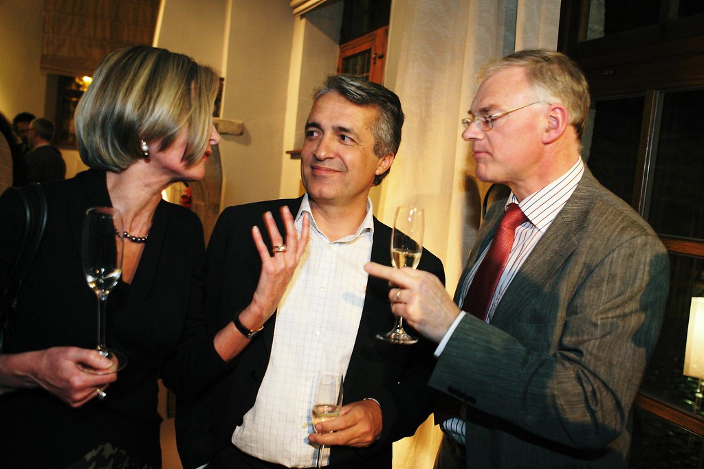 D1000027 VRGAlumni Flickr