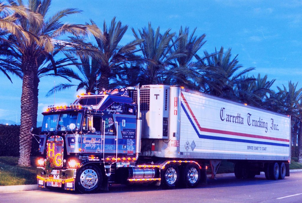 1990 HHH in Ontario Palms Behind TA Christmastime with landing plane