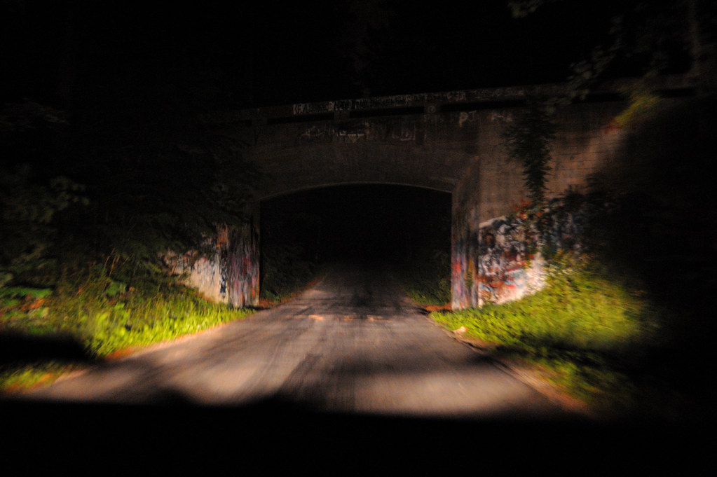 Crawford Road This is Crawford Road in Yorktown, Virginia.… Flickr