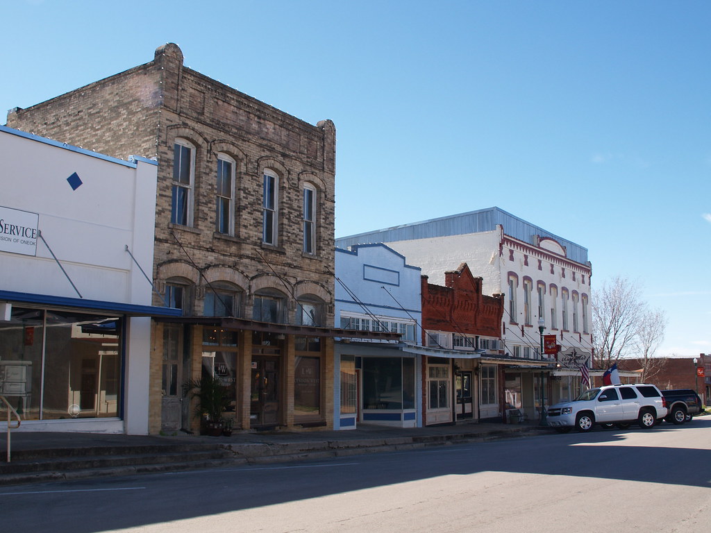 Cuero Texas Old small town 2010 Buildings Roads Signs P125… Flickr