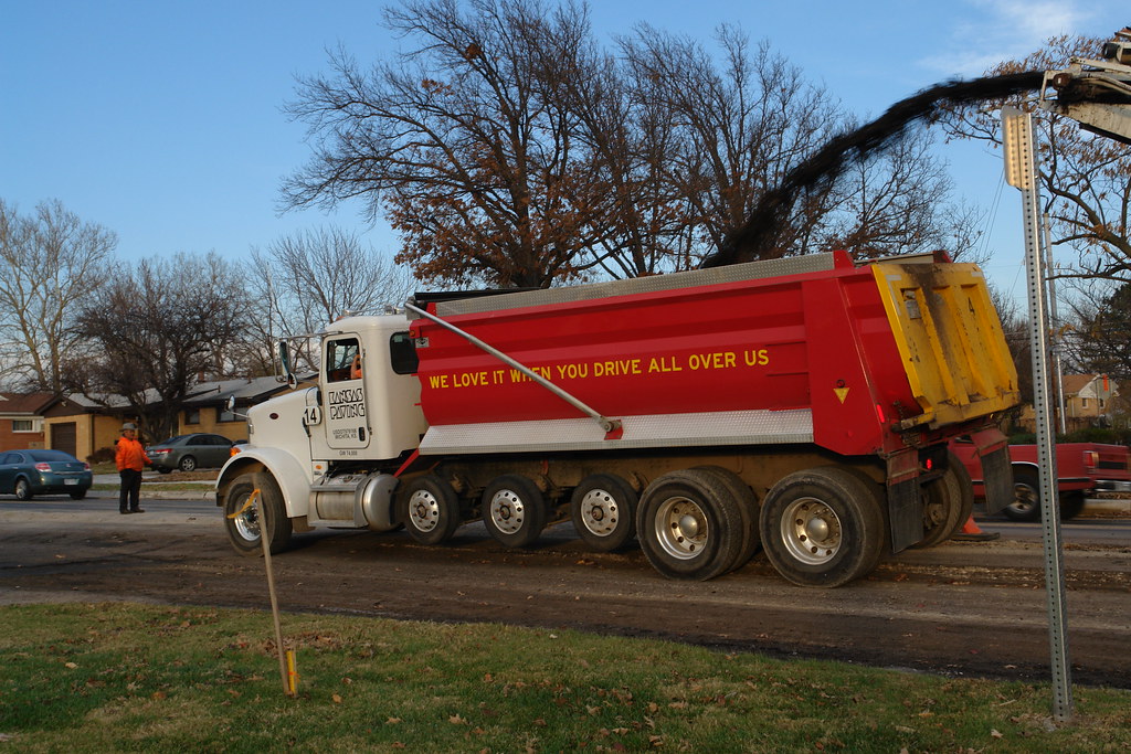 11/12/09 Road construction in Derby, Kansas.....lots of … Flickr