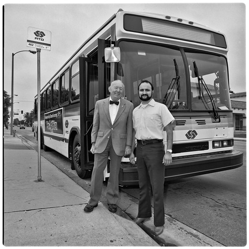 SCRTD Artesia City Hall RTD_1909_05 SCRTD Artesia City… Flickr
