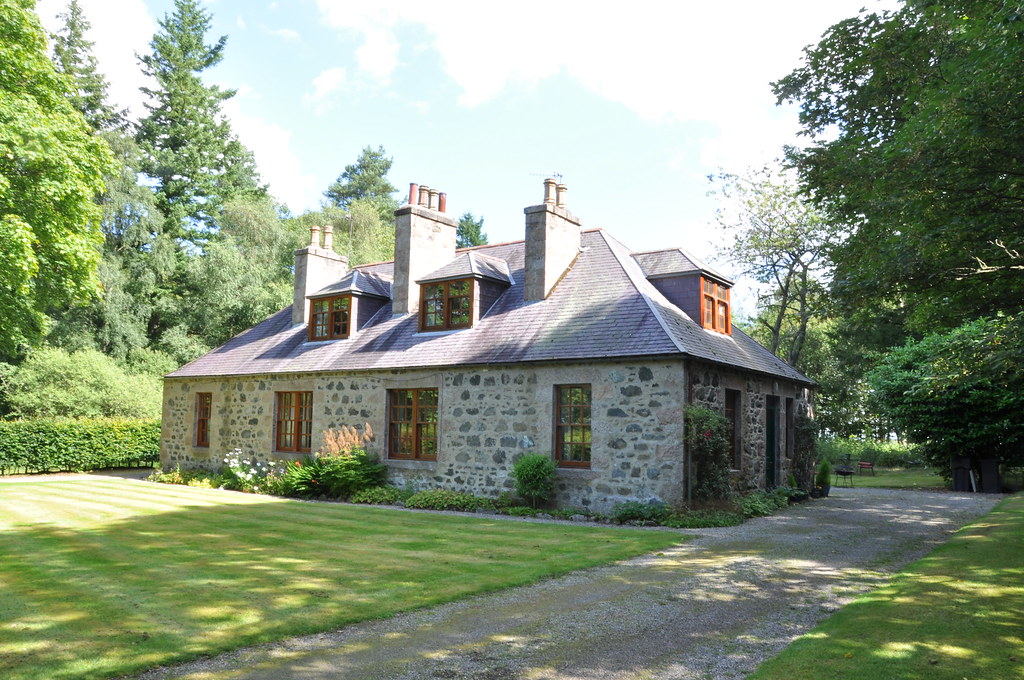 South Garden Cottage Crowmallie Estate Pitcaple Inveruries… Flickr