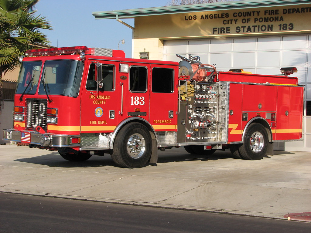 LACOFD Station 183Pomona Engine 183, 2006 KME Predator. Flickr
