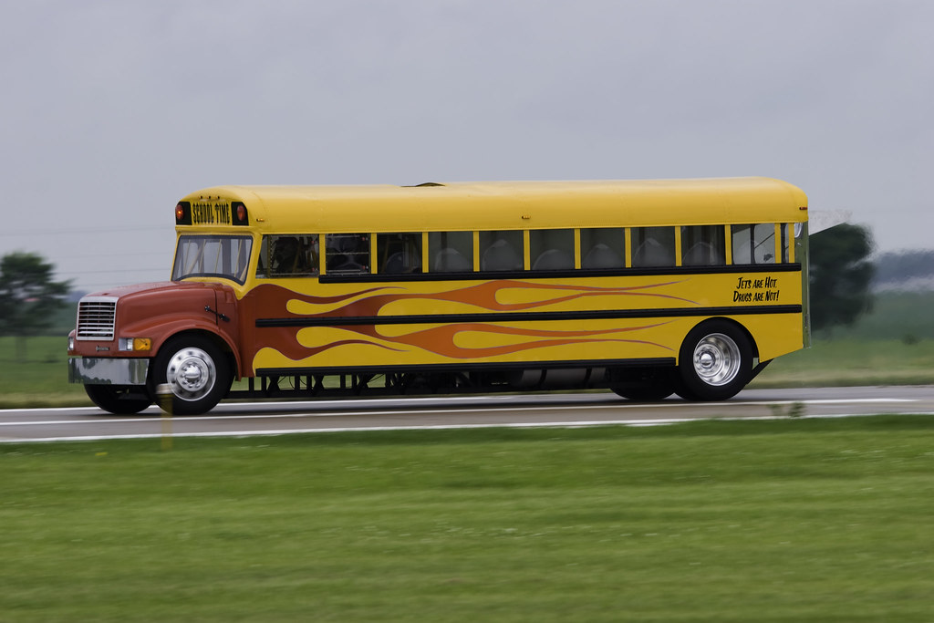 Jet School Bus Quad City Air Show KDVN Davenport Airpo… Flickr