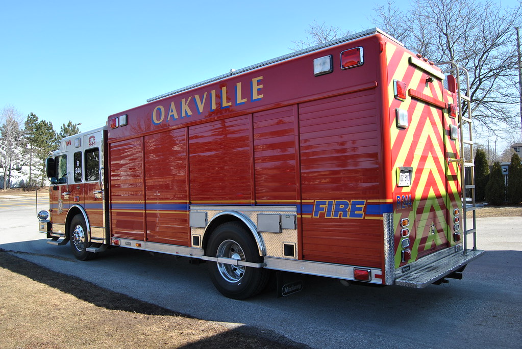 Oakville Fire New Rescue Unit. R244 Entered Service in Feb… Larry