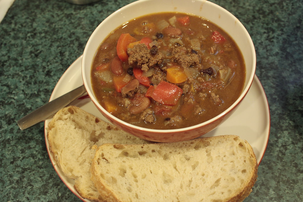 Sarah Makes Chili 06 Step 6 Serve with good bread (I