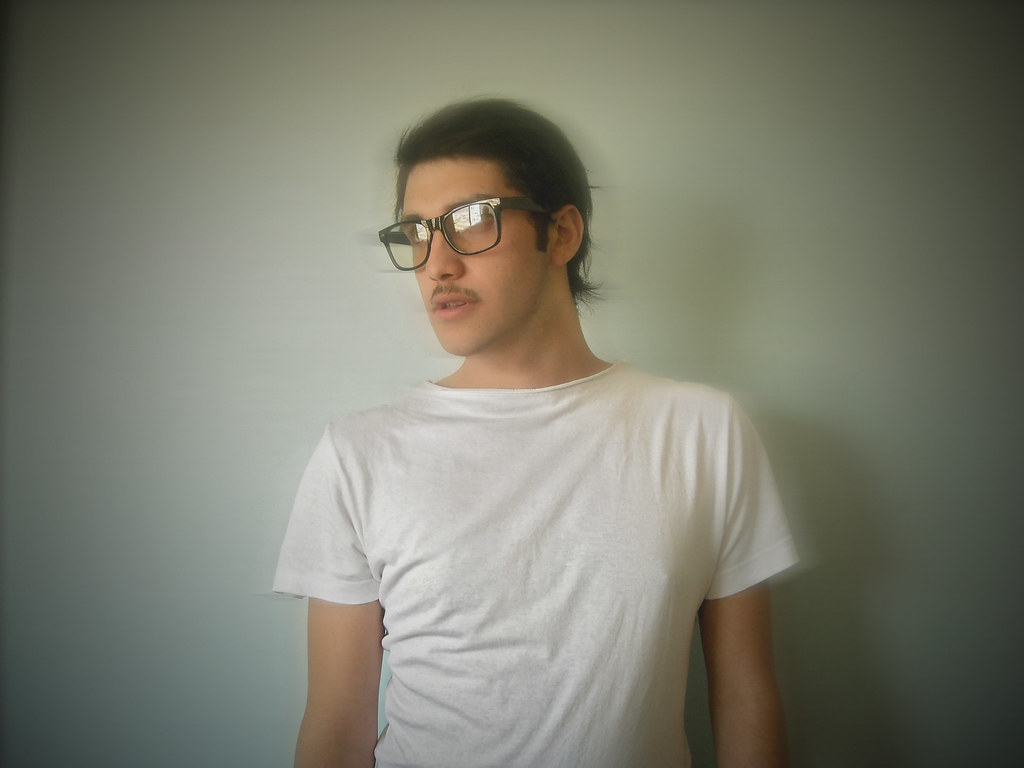 El New Mustache Fotografia Nestor Quezada ModelR… Flickr