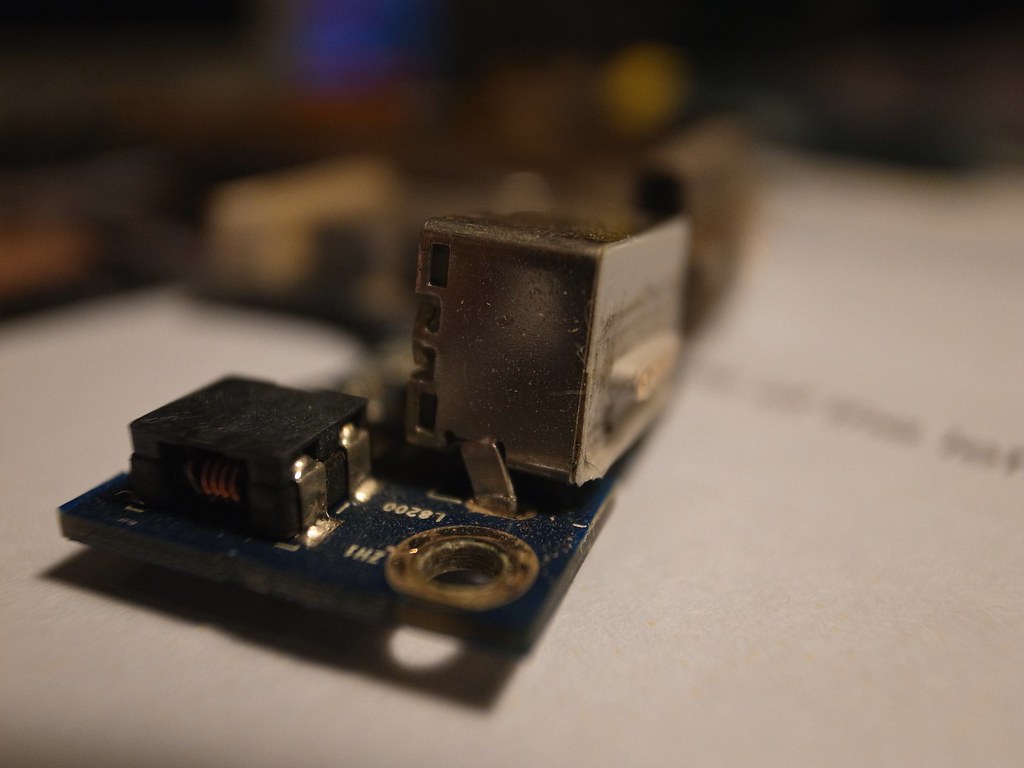 Damaged Magsafe on Left I/O Board seperated from the I/O B… Flickr