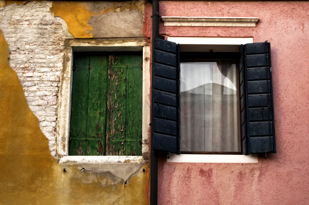 Split Windows A pair of windows in Venice. Rob Severn Flickr