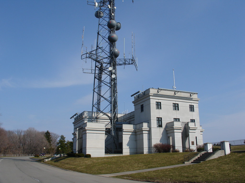 Radio Center County of Monroe, NY 4 VHF, UHF and microw… Flickr