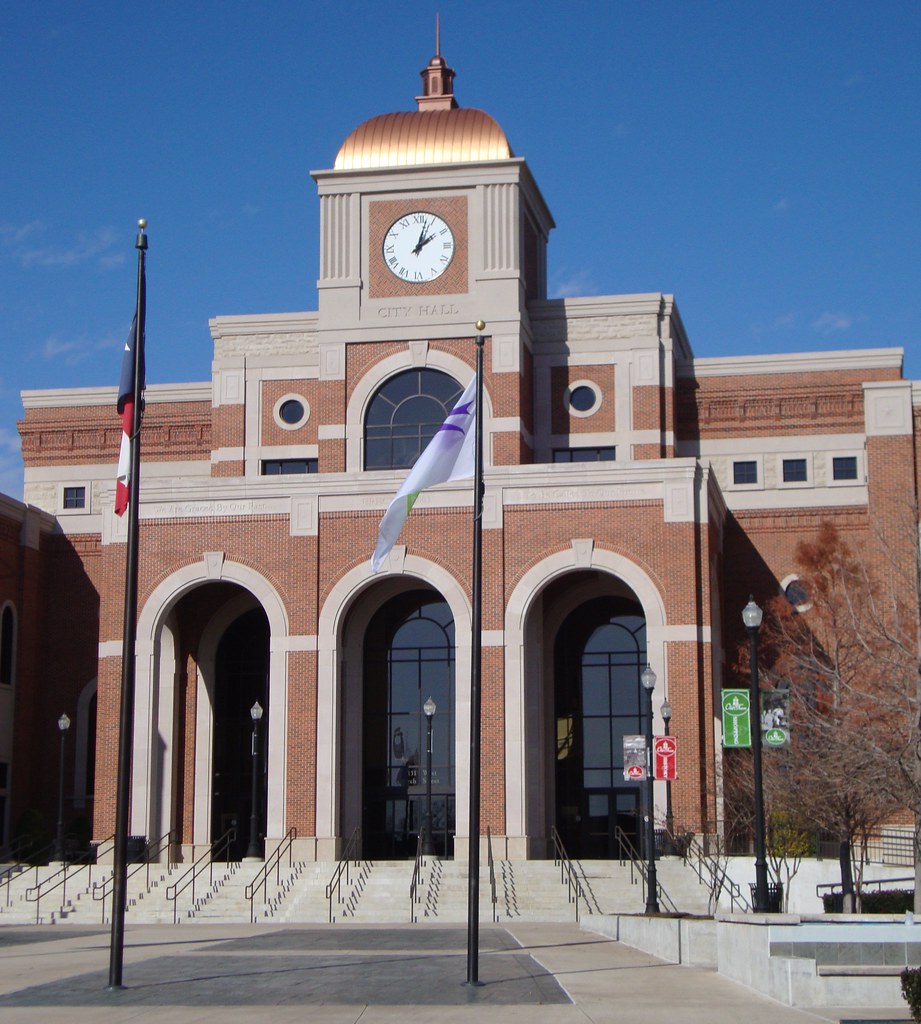 Lewisville, Texas City Hall Detail Located in Lewisville's… Flickr