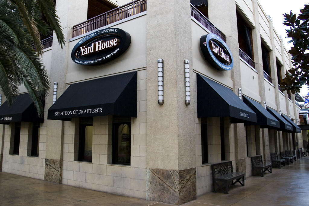 IMG_87421 Yard House, Las Vegas 雪原 Flickr