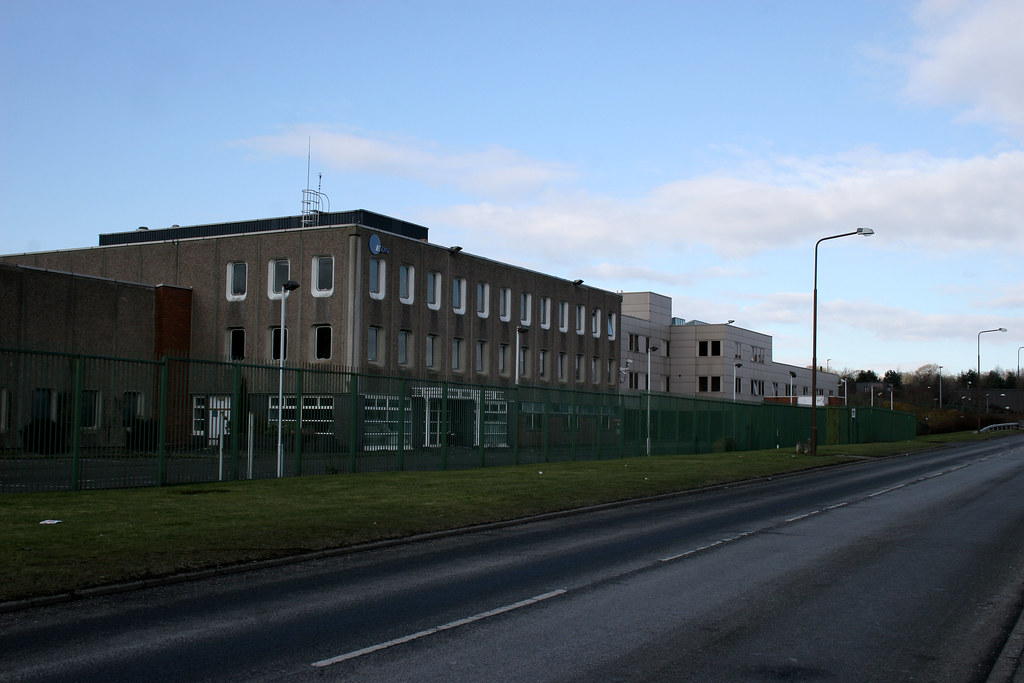 Livingston village. Buchanan house.Kirkton road north. boneytongue Flickr