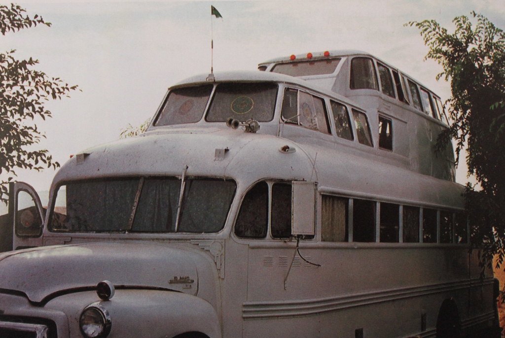 Rolling Homes Handmade Houses on Wheels by Jane Lidz 1979… Amy