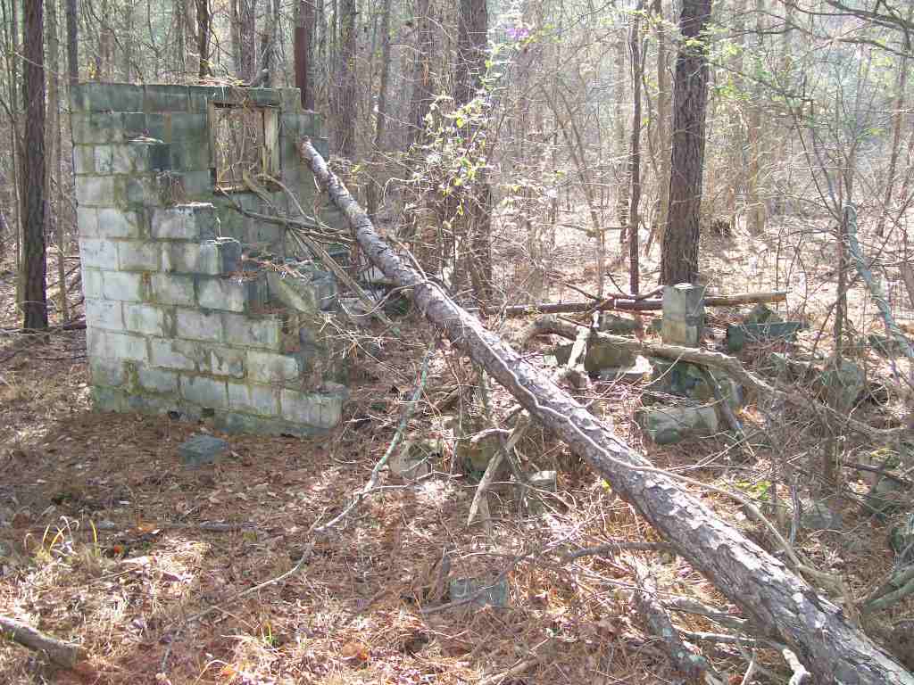 5th room Abandoned building on ga hwy 15 south of watkinsv… Flickr