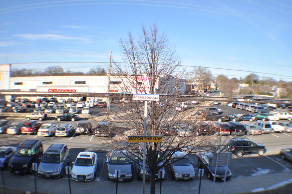 Massapequa LIRR Station Platform, Massapequa NY John Rennhack Flickr