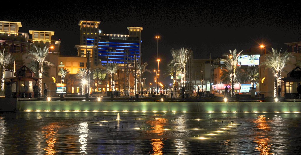 Fahaheel, Kuwait View of Fahaheel from Al Kout Mall and Ma… Flickr