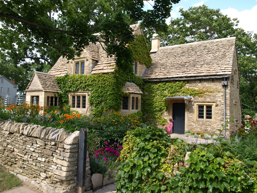 cotswold cottage Perhaps the most beautiful building at Gr… Flickr