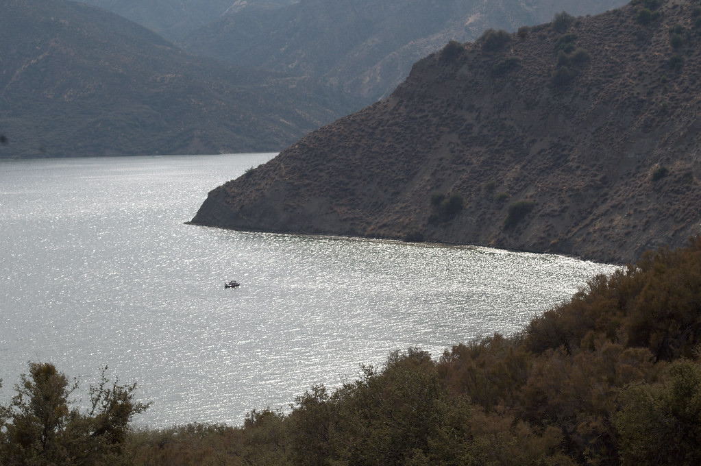 Water of Pyramid Lake CC0 waiver To the extent possible u… Flickr