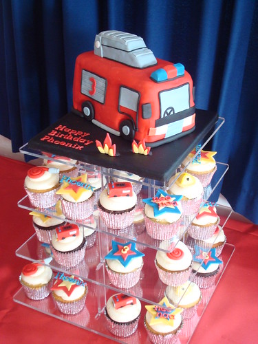 Fire engine cake & cupcakes | Julie Elliott | Flickr