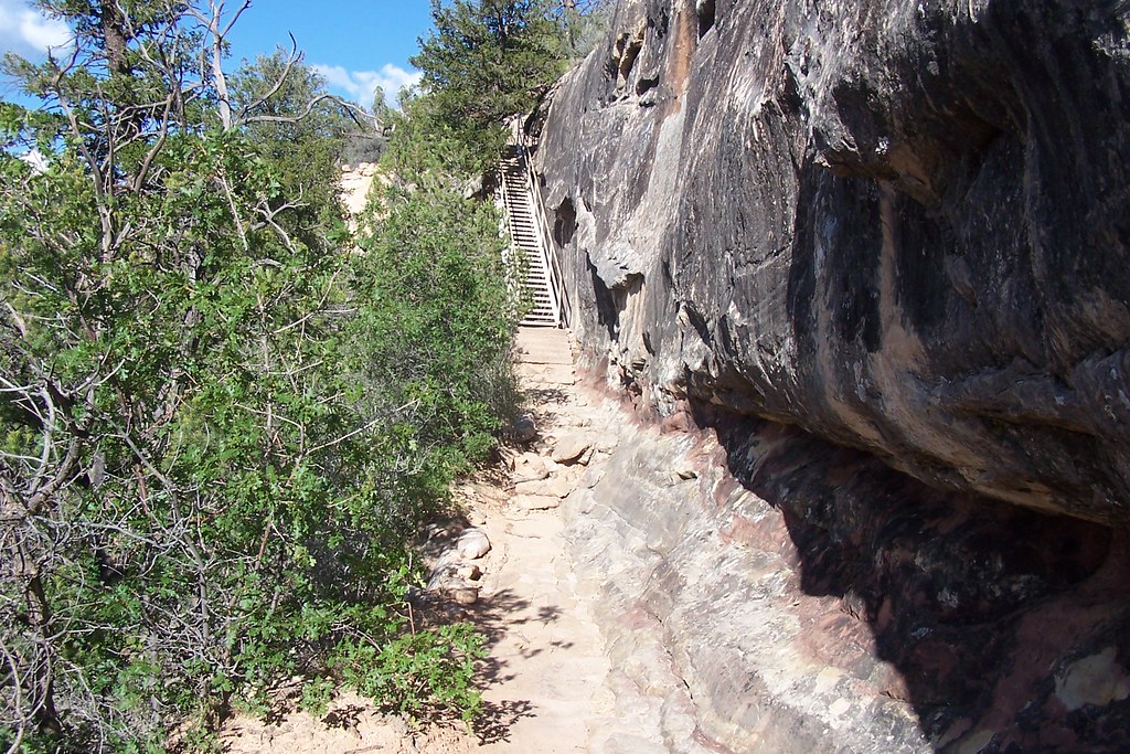 Natural Bridges Hiking Trail and Stairs Natural Bridges Na… Flickr