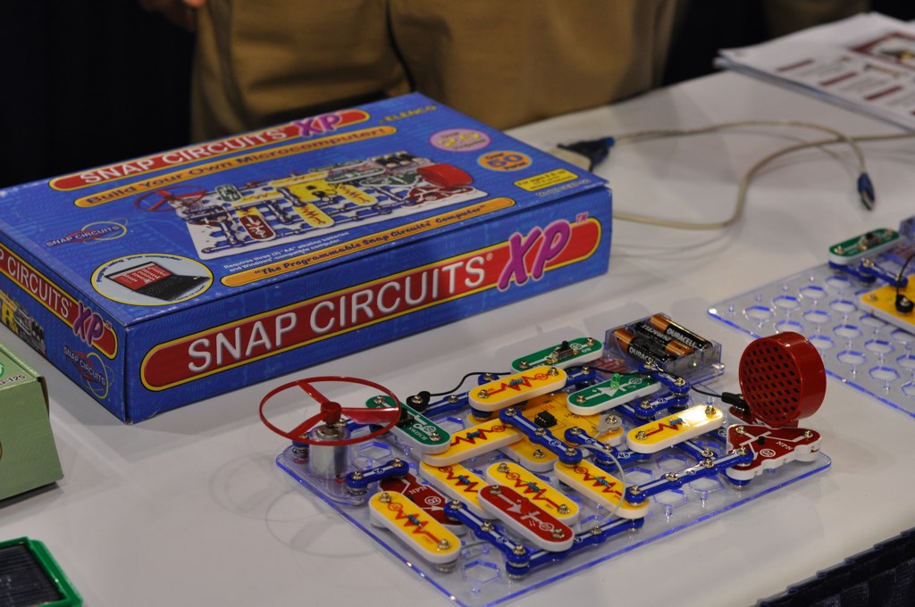 Elenco Snap Circuits XP Computer programmable! Flickr