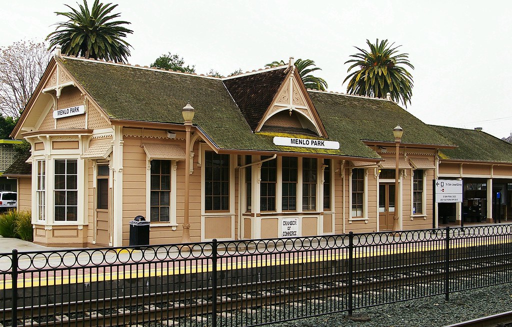 Menlo Park, CA train station Built by San Francisco & San … Flickr