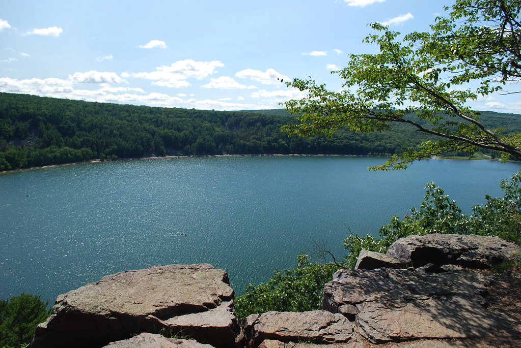 View from the East Bluff Devil's Lake East Bluff Wisconsin… Flickr