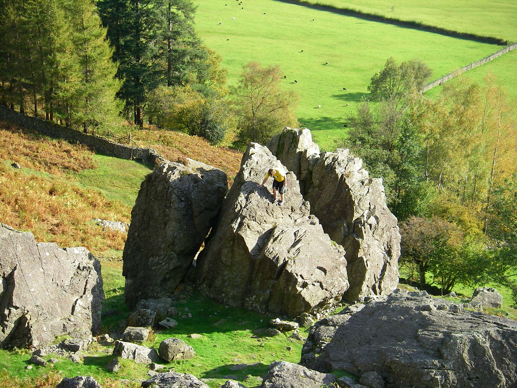 Scrambling Bouldering and Scrambling on natural rock in th… Flickr