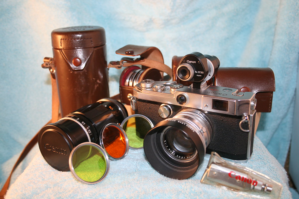 My old school Canon 1958 Canon L1 camera with 50mm f/1.5 l… Flickr