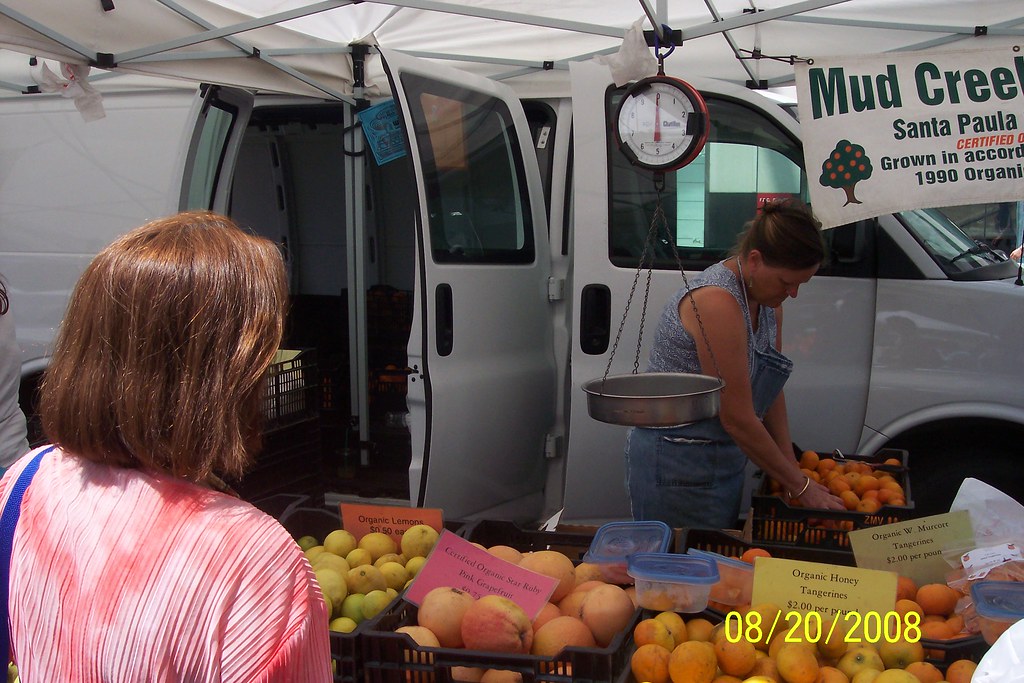 Farmers' Market Supporting farmers' market vendors MOW West Flickr