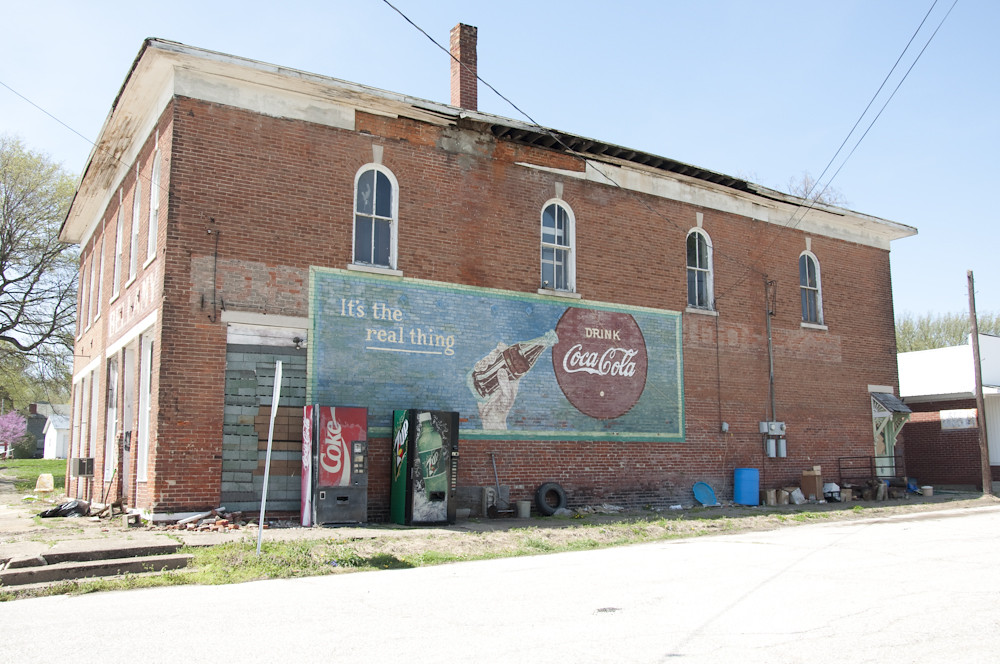 Edwardsport Indiana Old Building built in 1912. Coke paint… Flickr