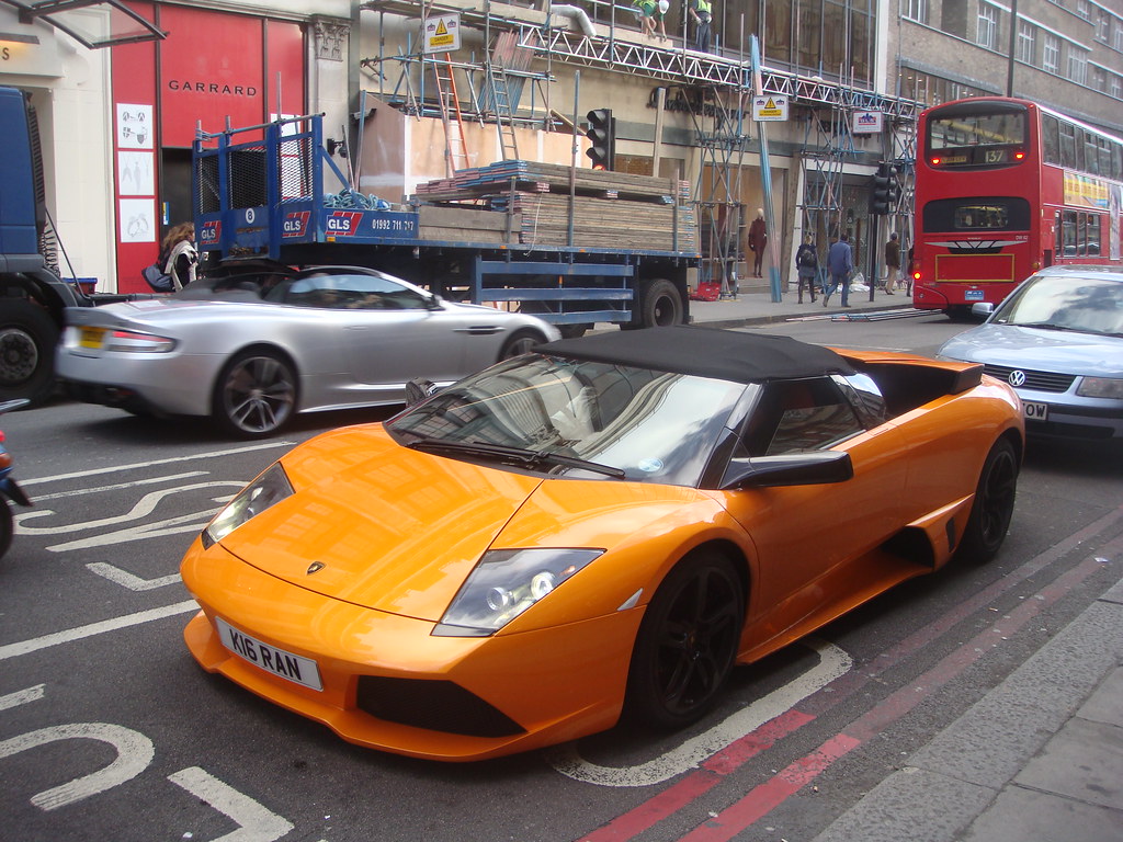 Murcielago LP640 Roadster + Aston Martin DBS V