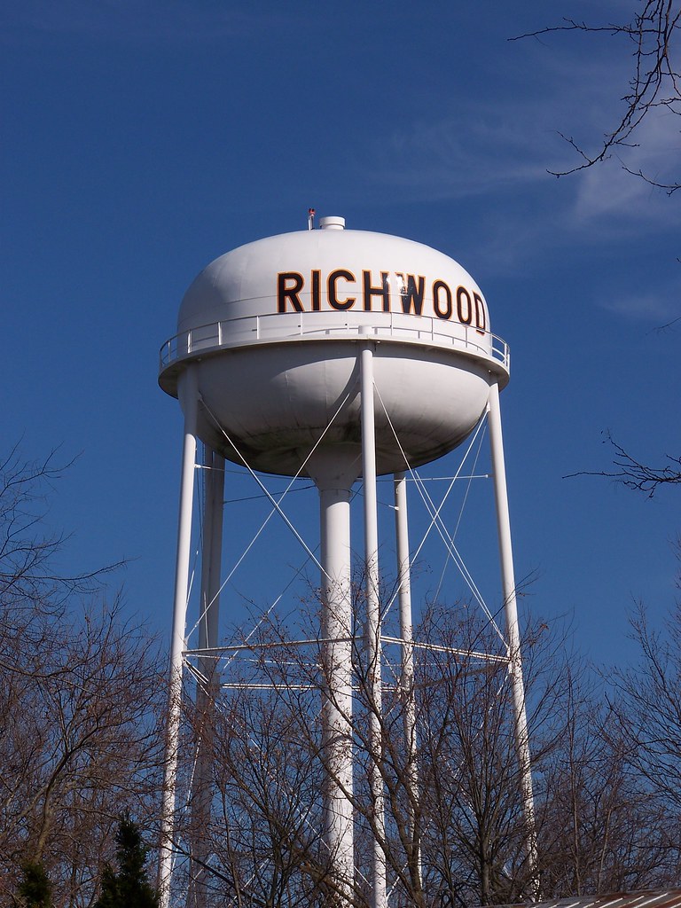 OH Richwood Water Tower Water tower in Richwood, Ohio. Flickr