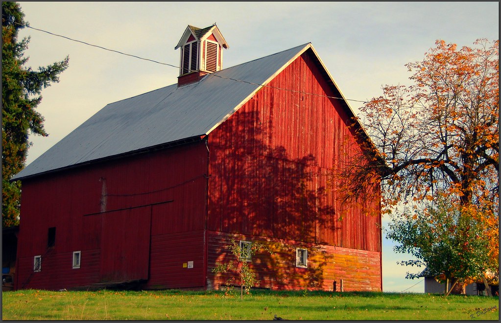 Country Barn Helvetia, Washington county, Oregon Karen DeSanno Flickr
