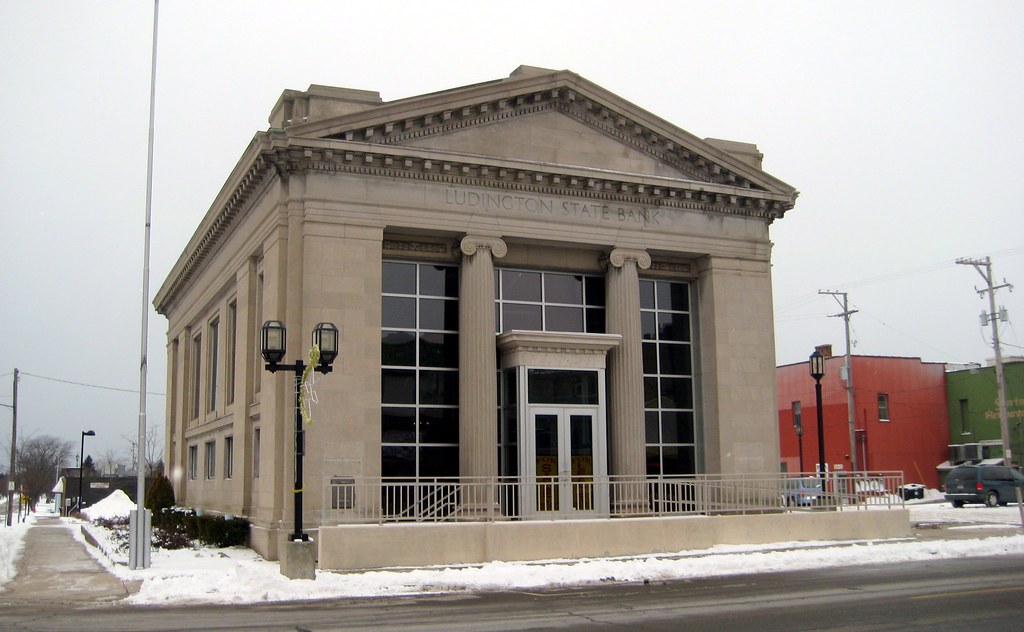Old Old Kent Bank This building started at as Ludington St… Flickr