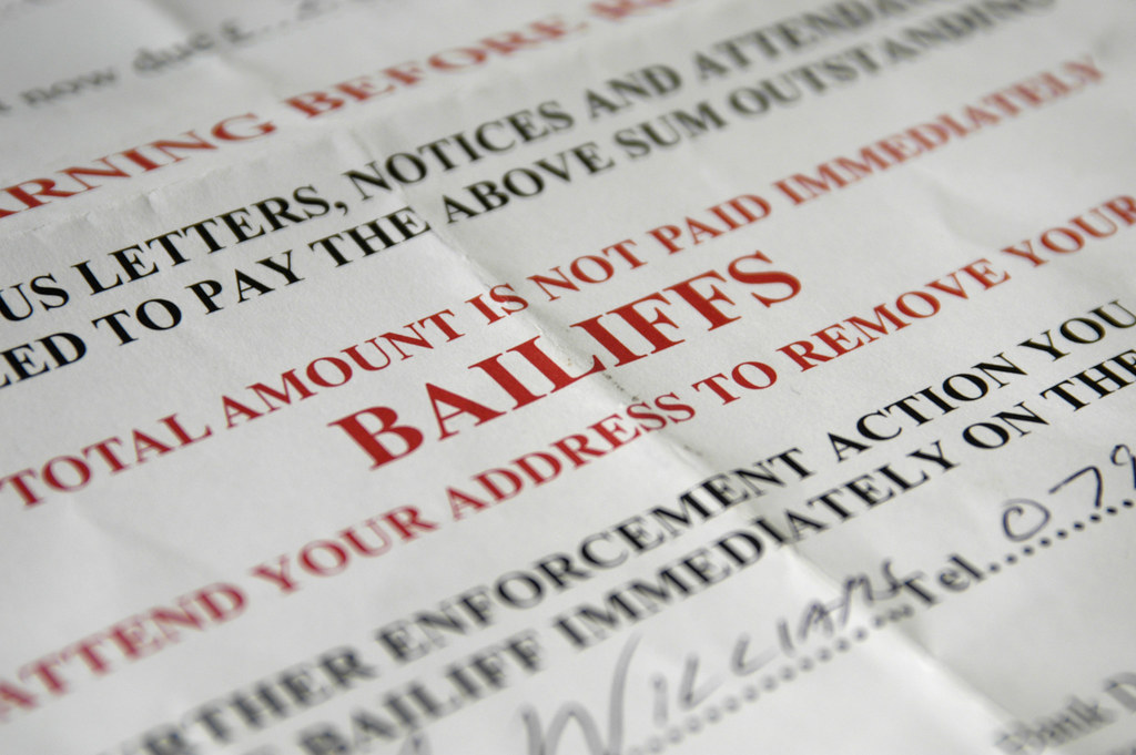 HLP050934.jpg Bailiffs warning letter to remove household… Flickr