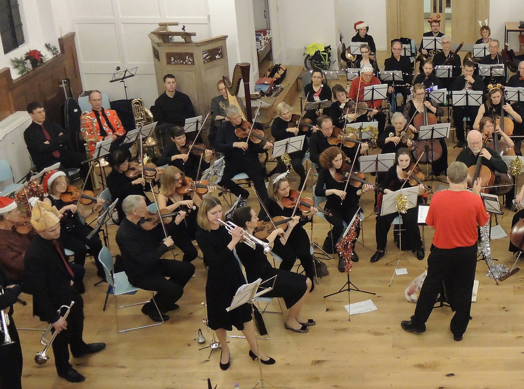 DSCN6447left Ealing Symphony Orchestra, conductor John Gib… Flickr