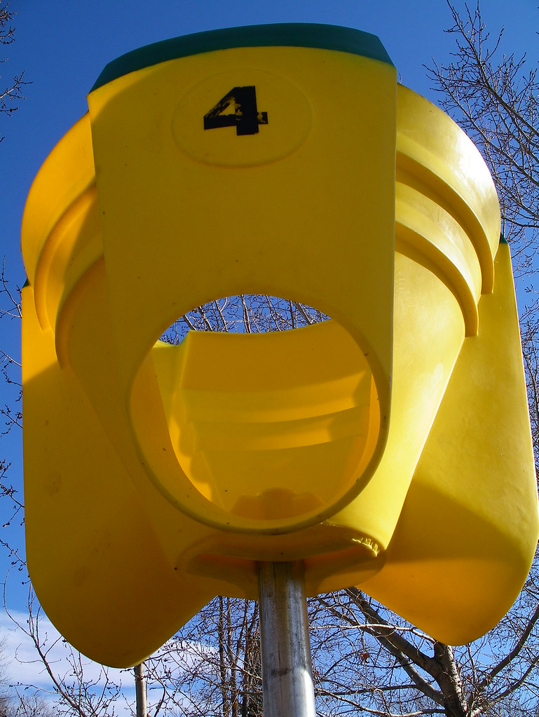 Basketball Hopper The number 4 basketball hopper in the sc… Neal Sanche Flickr