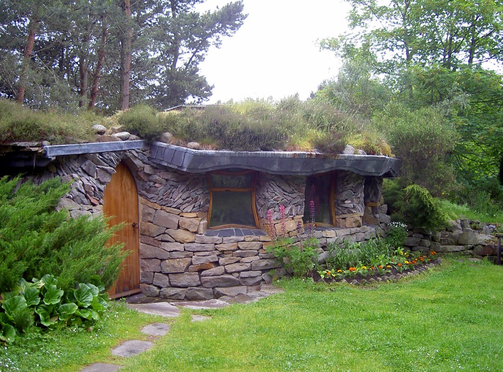 stone house at Findhorn, Scotland Rich Garella Flickr