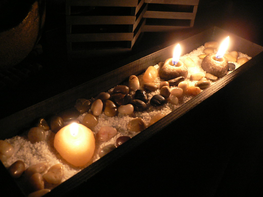 Stone candle Actually I bought this in New Zealand .. Mika Ueno