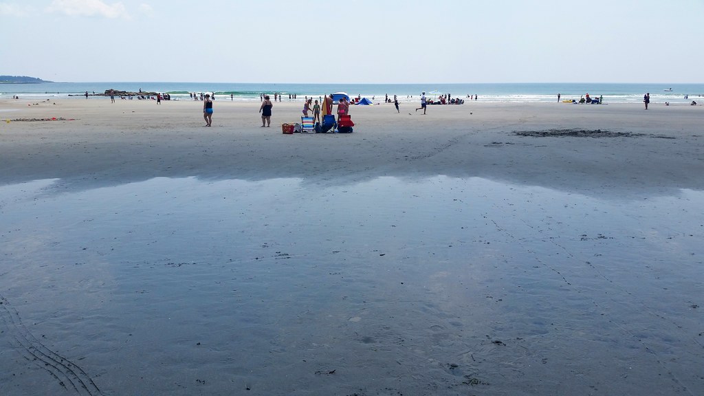 Higgins Beach At low tide. Joe Shlabotnik Flickr