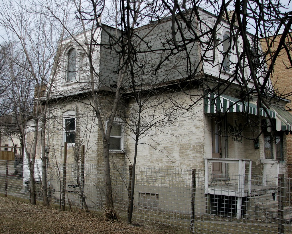 524 Balmoral Street 524 Balmoral Street, Winnipeg. For a b… Flickr