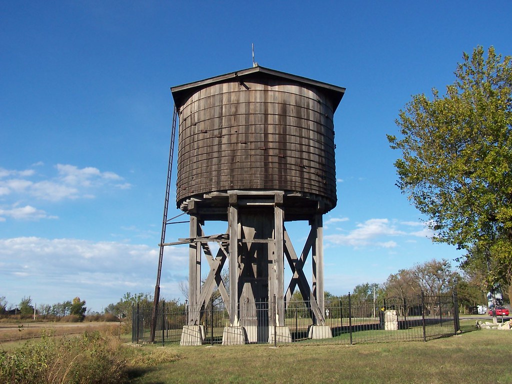 Beaumont Water Tower The 1885 Frisco Wooden Water Tower, B… Flickr