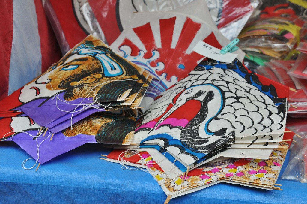 Oji Shrine kite market Traditional Japanese kites are all … Flickr
